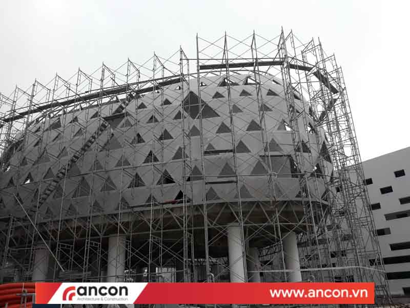 Lắp dựng mặt dựng GFRC tại rung tâm đào tạo của Vietcombank tại đô thị Ecopark